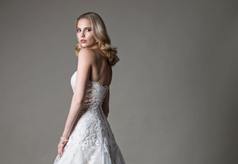 Gatehouse Brides Wedding dresses Worcester Mia Mia Benjamina feature